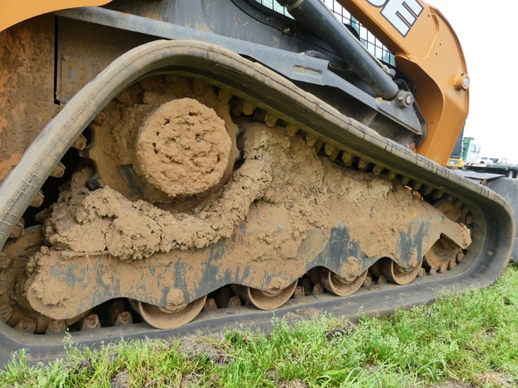 2021-case-tv450b-image-6