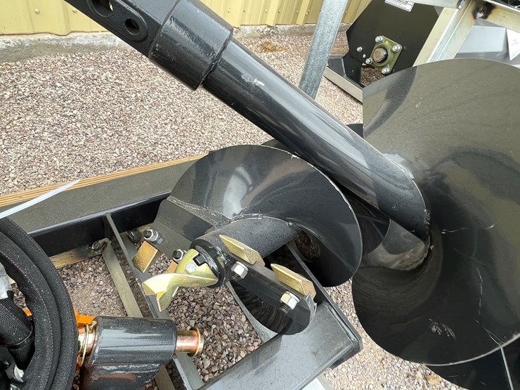 #4362-•-unused-2026-wolverine-skid-steer-auger-drive-and-bit-attachment-image-11
