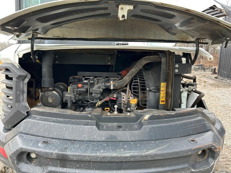 2022-bobcat-e88-image-15