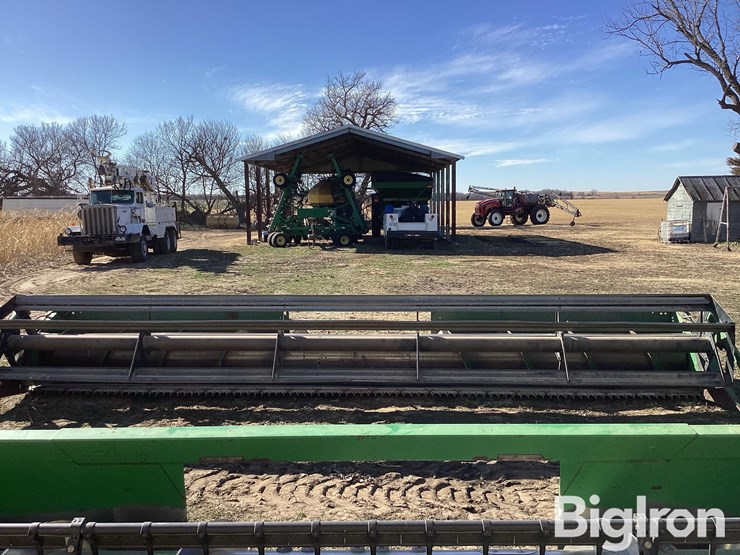 1990-john-deere-924-image-2