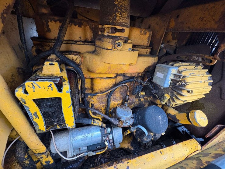 deere-350ce-image-27