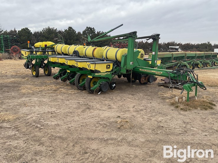 john-deere-1770-image-3