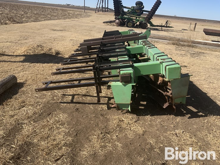 besler-70830-image-4