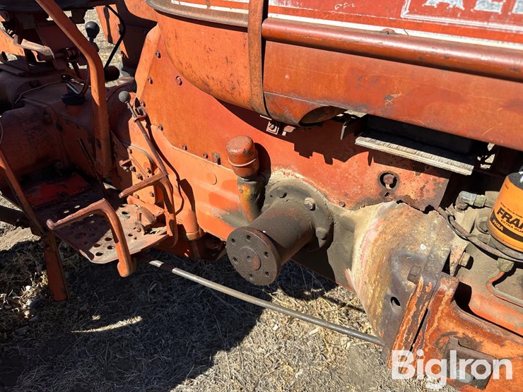 1963-allis-chalmers-d15-image-11