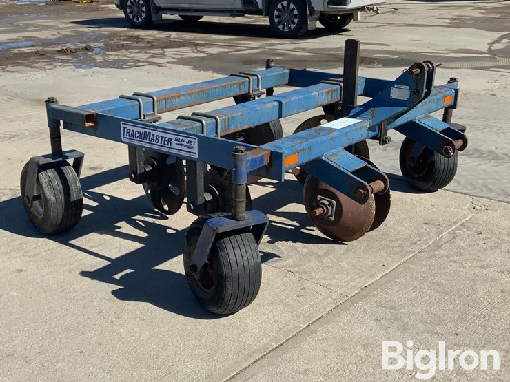 blu-jet-track-master-image-3