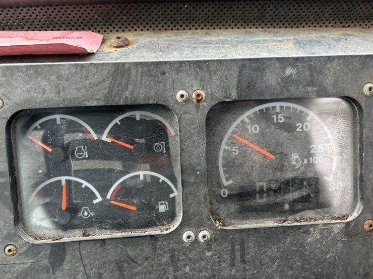 2007-caterpillar-ad55-image-25