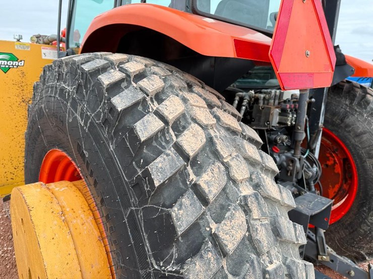 2005-kubota-la1301s-image-8