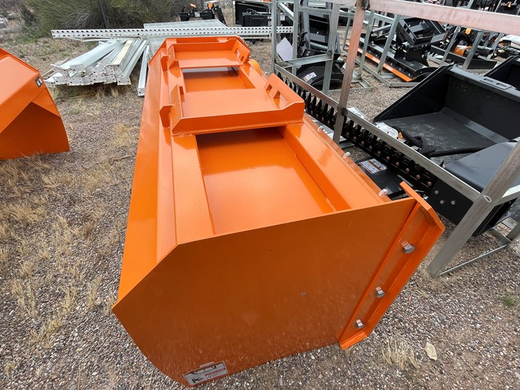 #4354-•-unused-2026-wolverine-skid-steer-snow-pusher-image-5