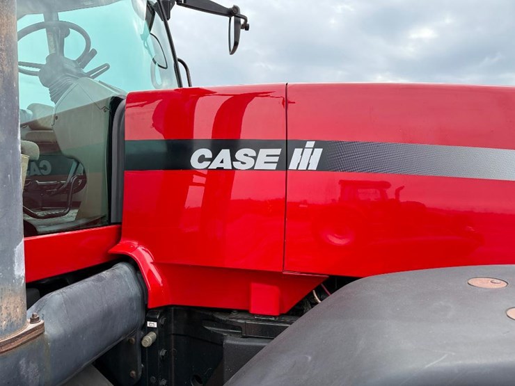 case-ih-mx240-image-29