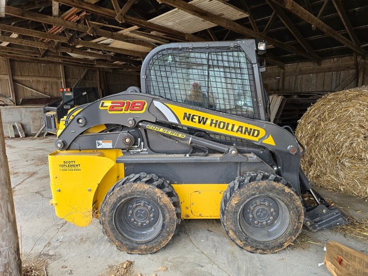 new-holland-l218-image-1