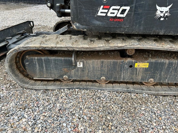 2023-bobcat-e60-image-17