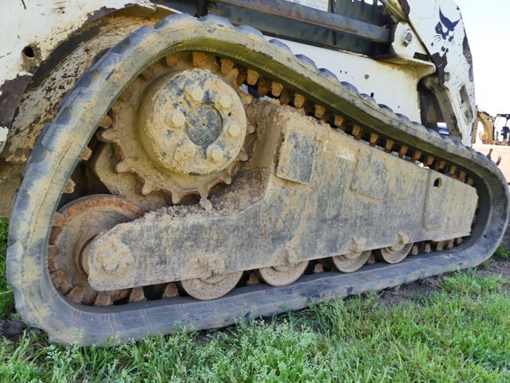 2009-bobcat-t190-image-5