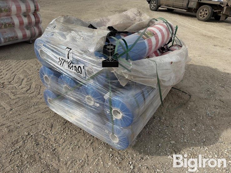 bale-tuff-heavy-duty-67"x9000'-net-wrap-rolls-image-1