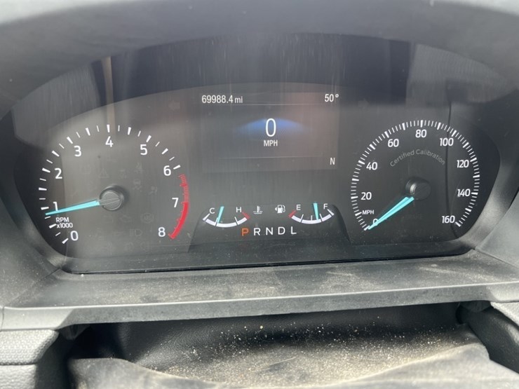 2020-ford-explorer-image-25