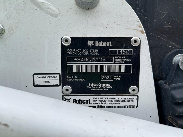 2024-bobcat-t450-image-29