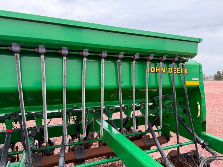 john-deere-1560-image-50