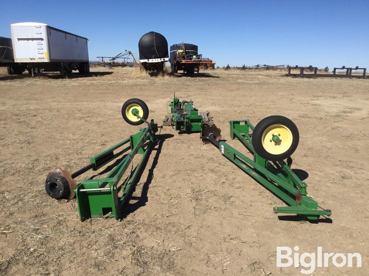 john-deere-24-image-2