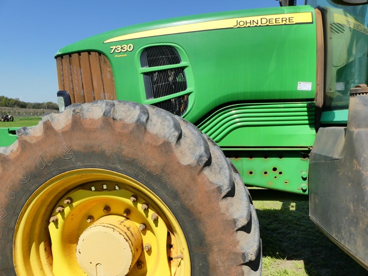 2010-john-deere-7330-premium-image-9