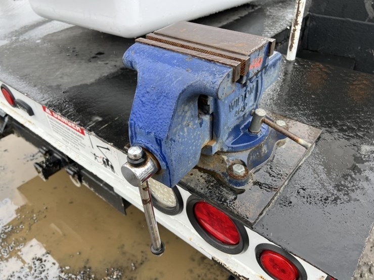 2012-ford-f550-image-20