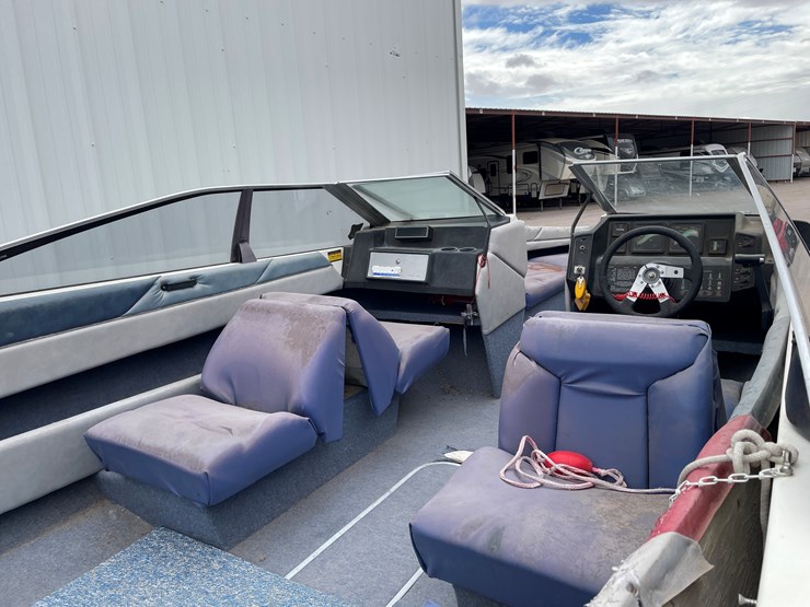 #4331-•-bayliner-boat-and-trailer-(titles-in-delay)-image-43