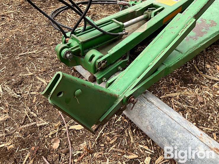 john-deere-8-image-19