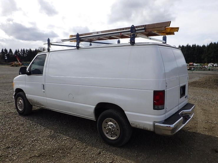 2002-ford-cargo-image-7