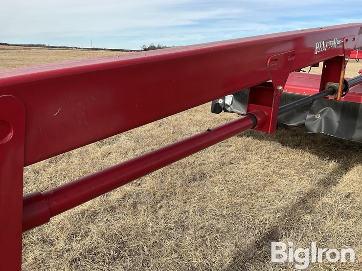 2014-hesston-1372-image-14