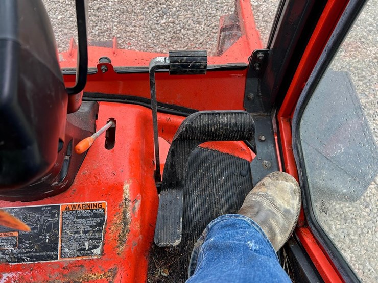 kubota-f2690-image-19