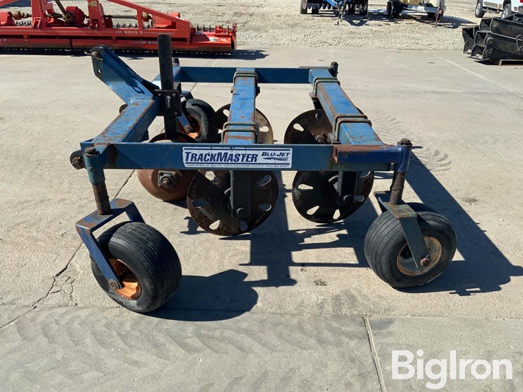 blu-jet-track-master-image-8