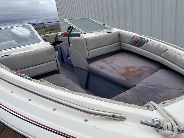 #4331-•-bayliner-boat-and-trailer-(titles-in-delay)-image-35