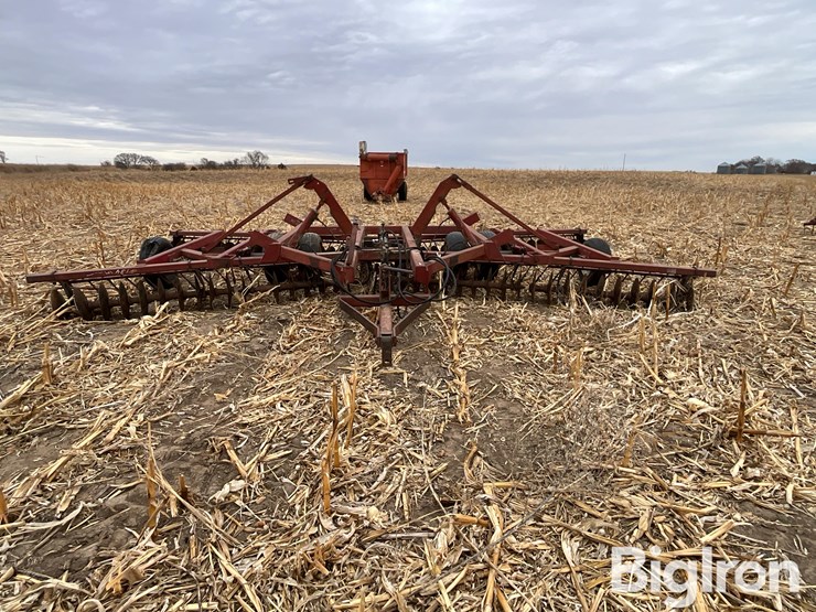 international-490-image-2