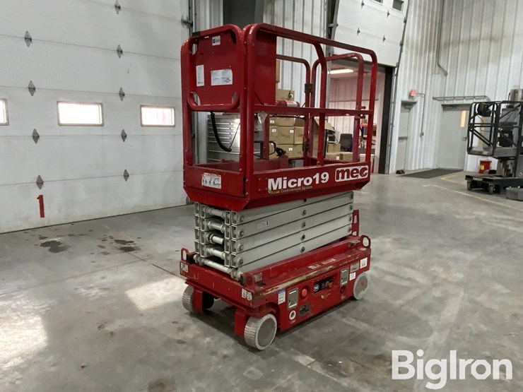 2015-massey-ferguson-730-image-5