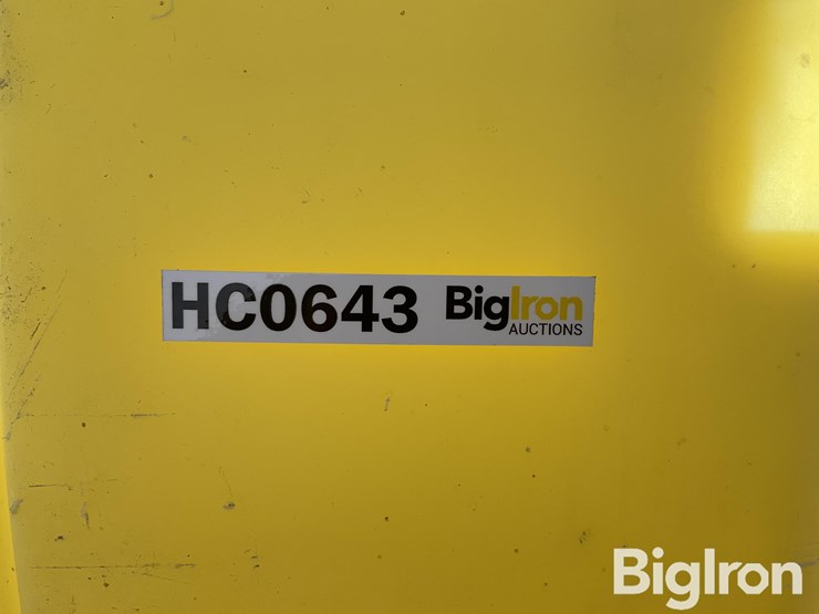 claas-rear-deck-mount-saddle-tanks-image-18