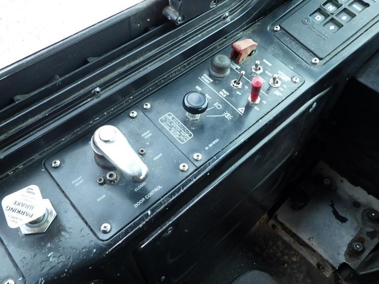 2009-gillig-30'-s/a-passenger-bus-image-39