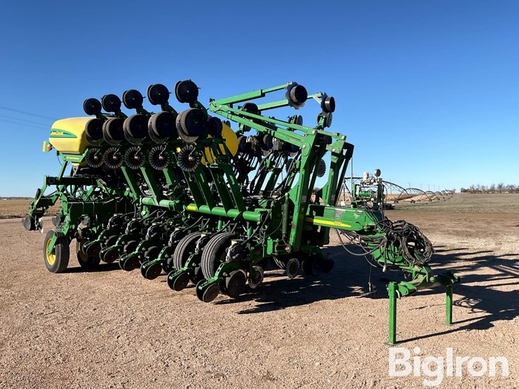 john-deere-1790-image-3