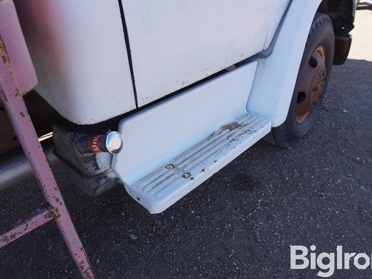 1969-gmc-5500-image-16