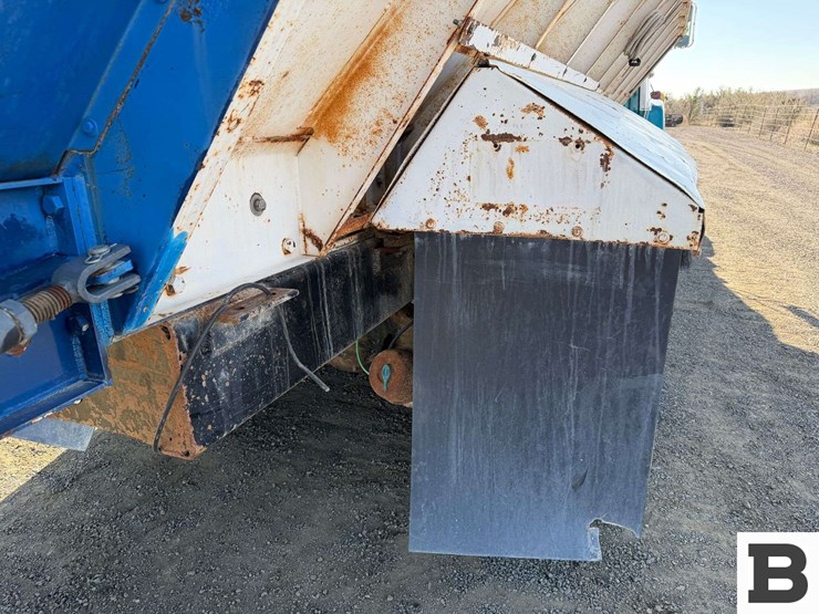 1981-ford-lt8000-image-28