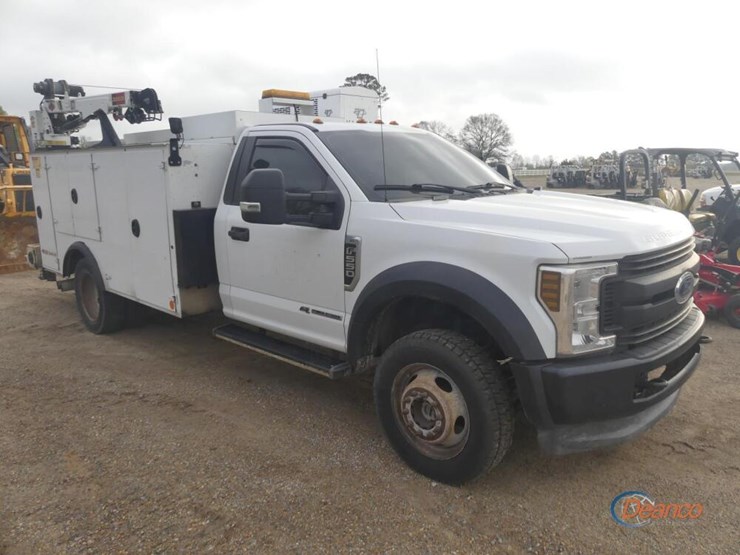 2018-ford-f550-xl-image-8