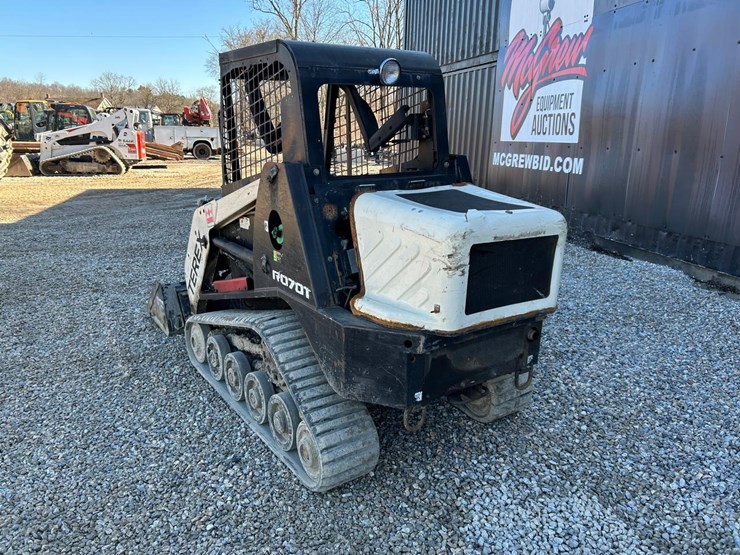 terex-ro70t-skid-steer-loader-image-2