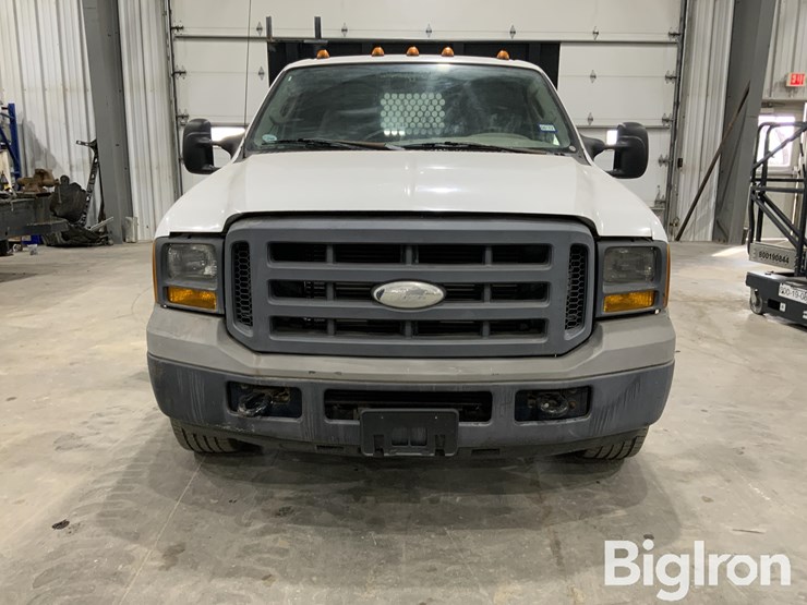 2005-ford-f350-xl-image-2