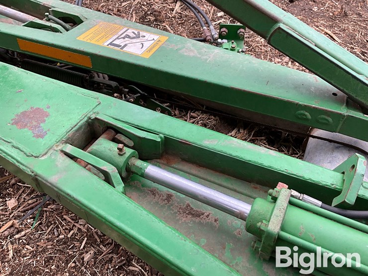 john-deere-8-image-16