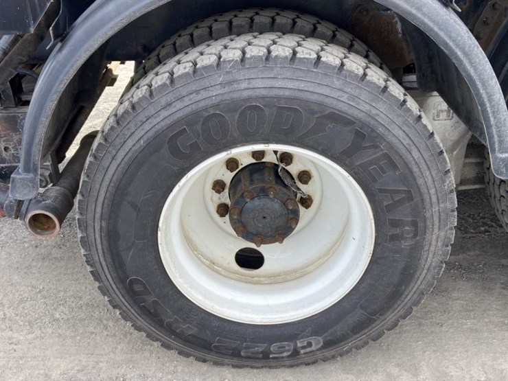 1993-vactor-2100-image-28