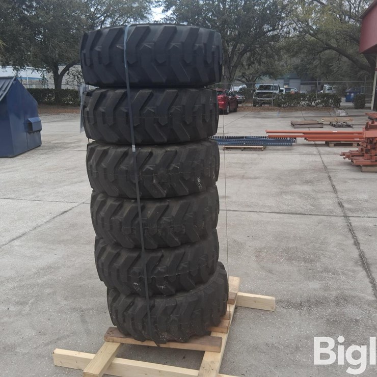 ExtremeLift 10-16.5 Tires & Rims