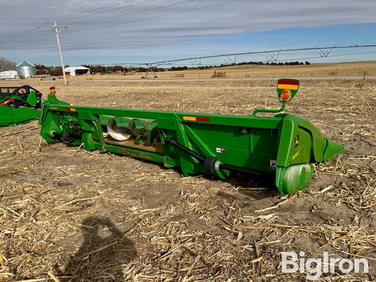 2008-john-deere-608c-image-5