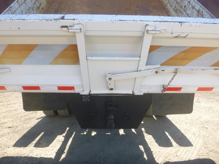 2013-ford-f550-image-11