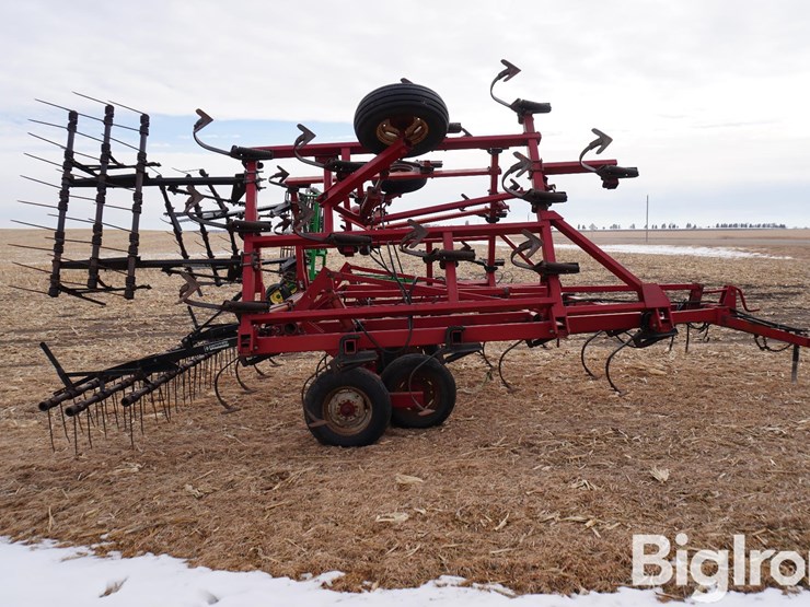 case-ih-4800-image-4