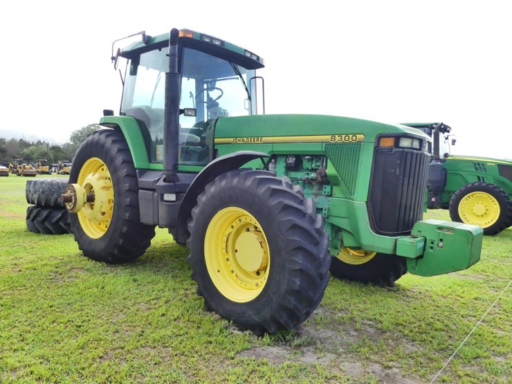 1994-john-deere-8300-image-2