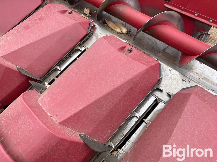 case-ih-1063-image-18