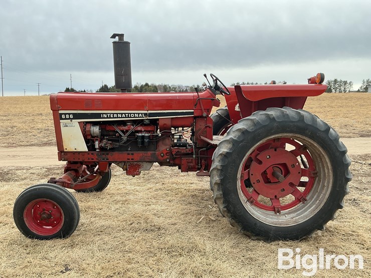 1980-international-686-image-8