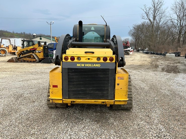 2020-new-holland-c332-image-3